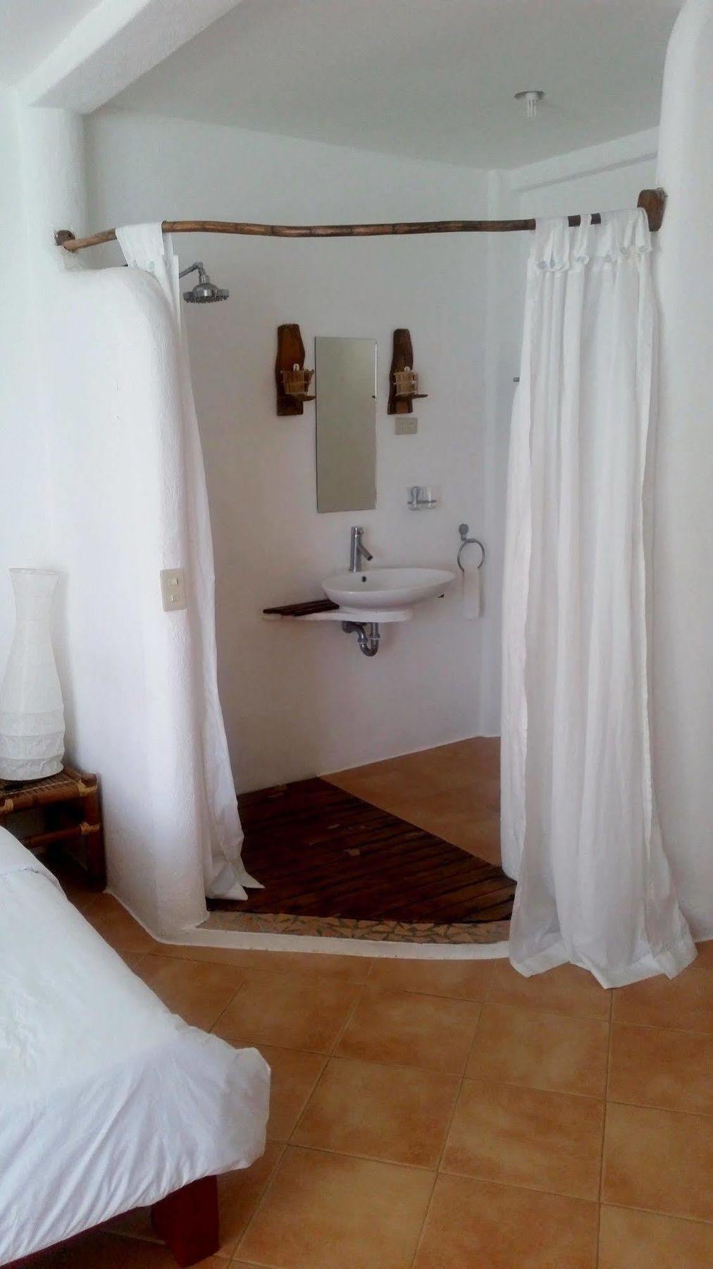 Artista Beach Villa Balabag  Екстериор снимка
