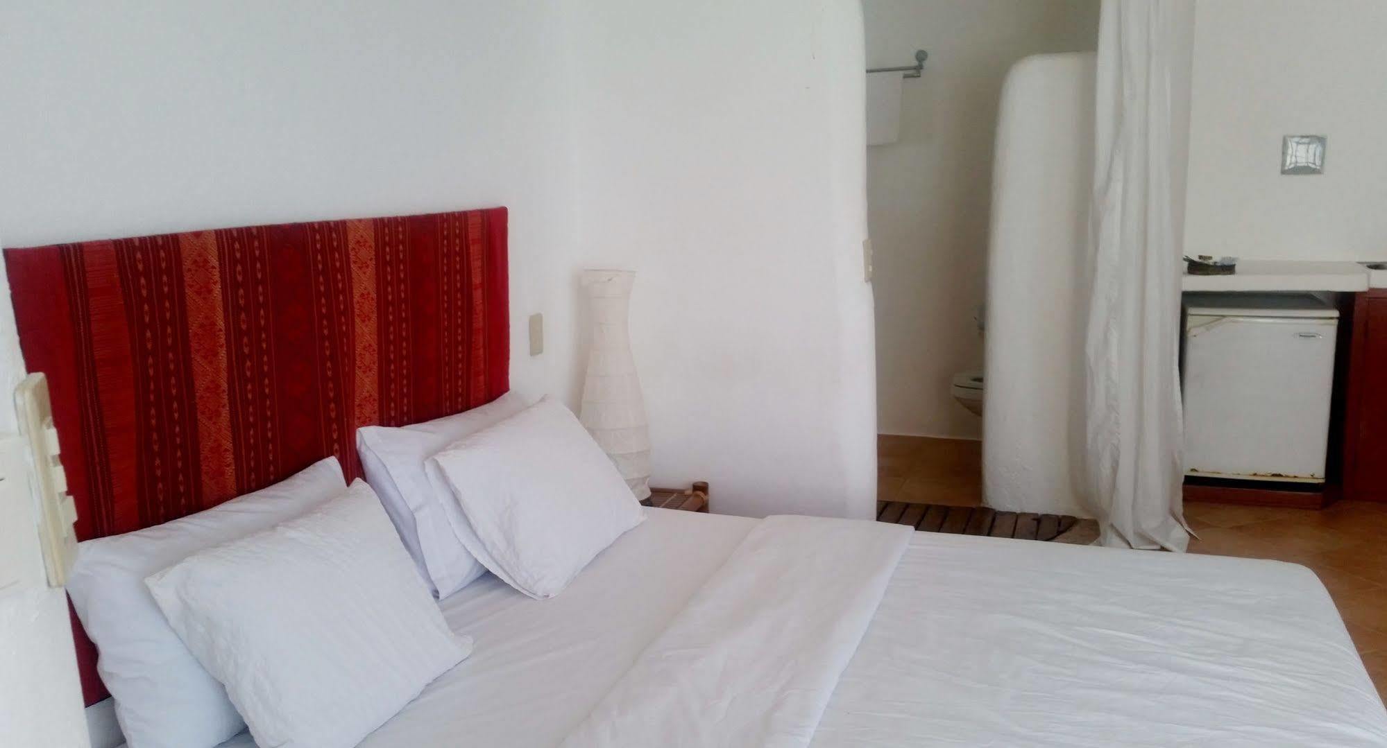 Artista Beach Villa Balabag  Екстериор снимка